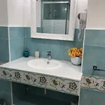 B&B Agora
