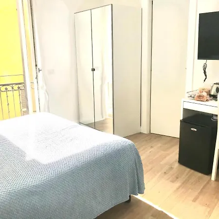 Agora Bed & Breakfast Neapel