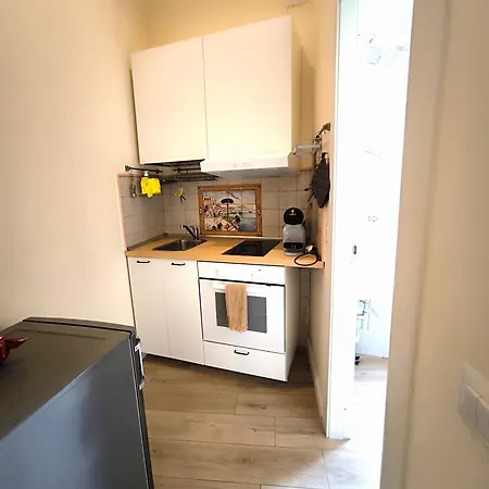 Agora 4* נאפולי