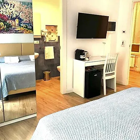 Agora Bed & Breakfast Naples