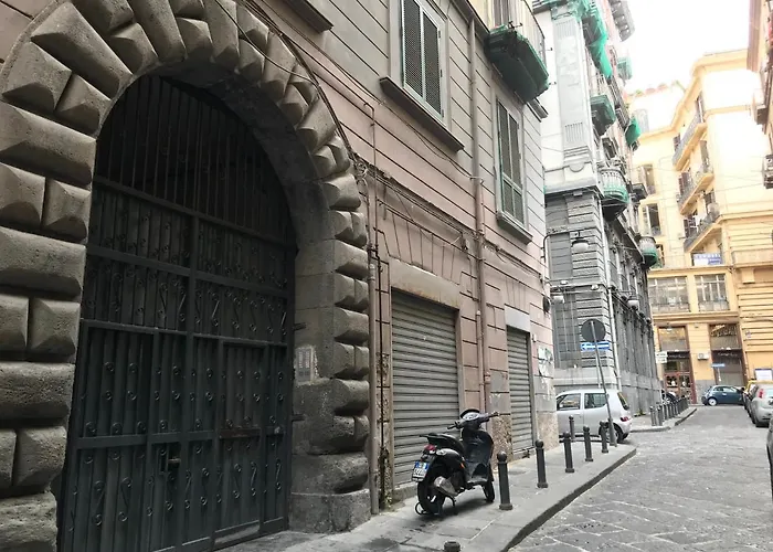Agora 4* Napels