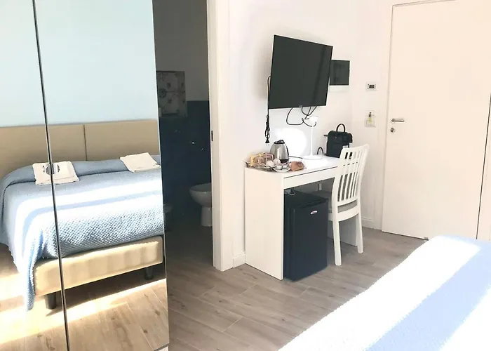 Agora Bed & Breakfast 4*