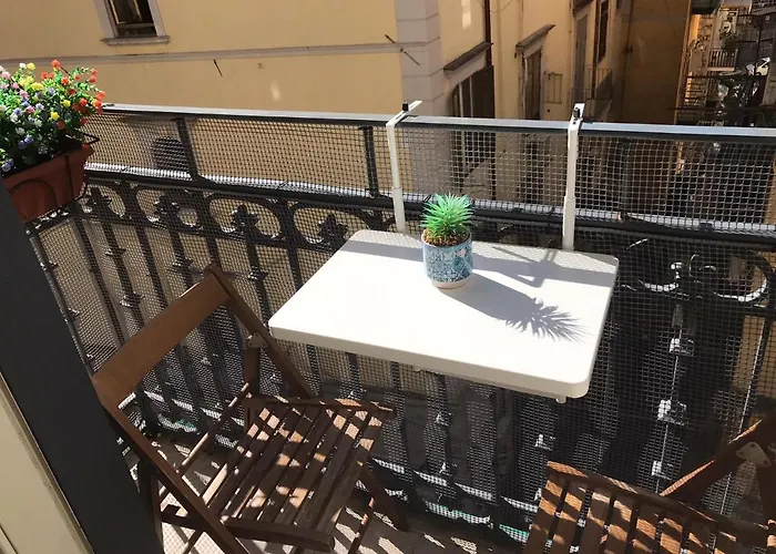 Agora