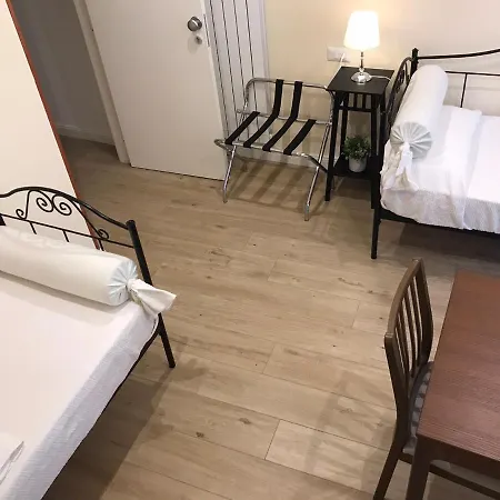 Agora Bed & Breakfast 4*